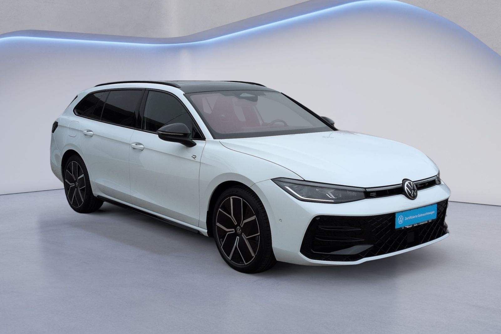 Passat R-Line 2.0 TDI 4MO DSG PANO+STHZ+AHK+