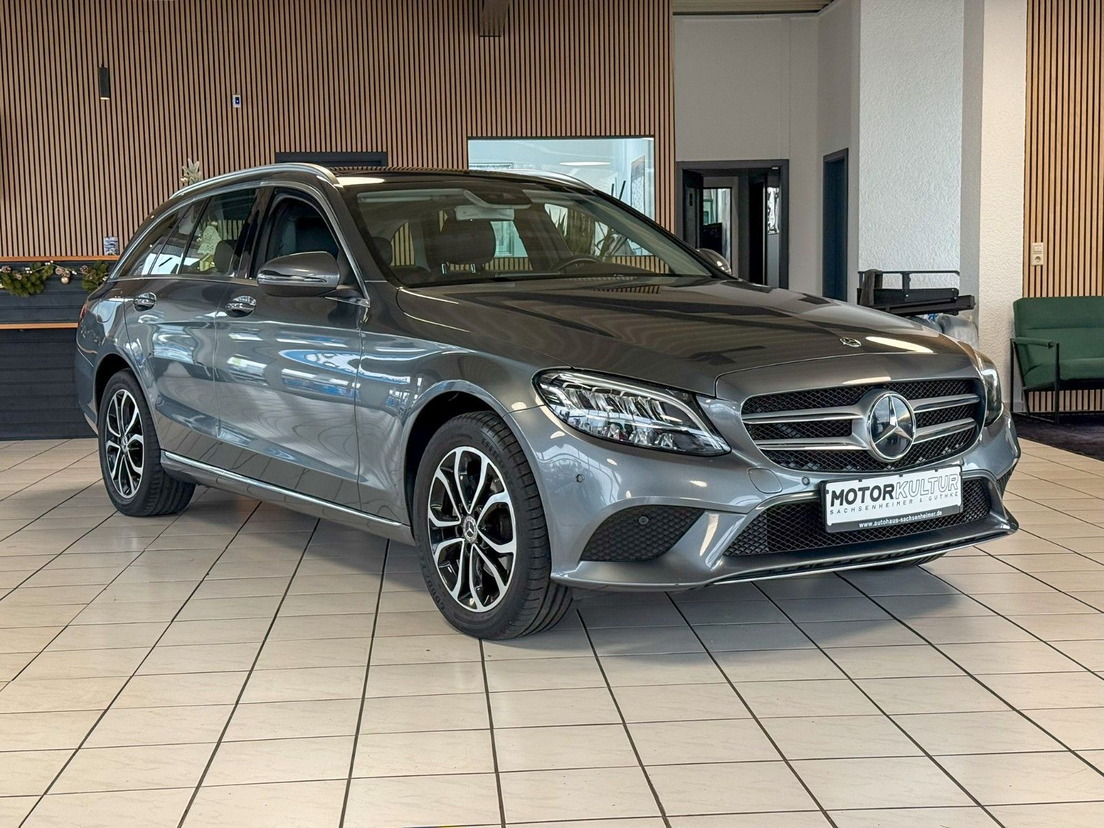 Mercedes-Benz C 220 d 4Matic | ACC | Spurhalte. | LED | uvm. foto 2