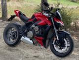 Ducati Streetfighter V4 - DUCATI STREETFIGHTER V4
