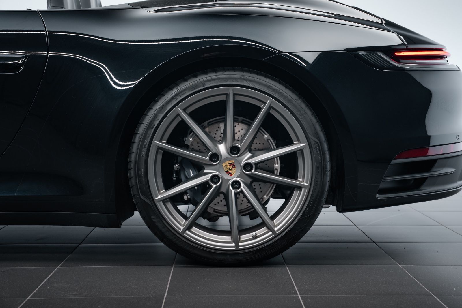 Fahrzeugabbildung Porsche 992 Carrera Cabriolet LIFT/BOSE/SPORTABGAS