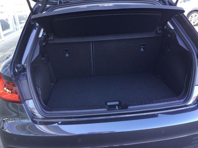 A1 Sportback Advanced 25 TFSI,LED,Carplay,GRA