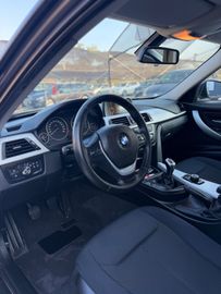 BMW 320 - 12