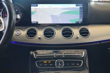 Mercedes E 200 - 9