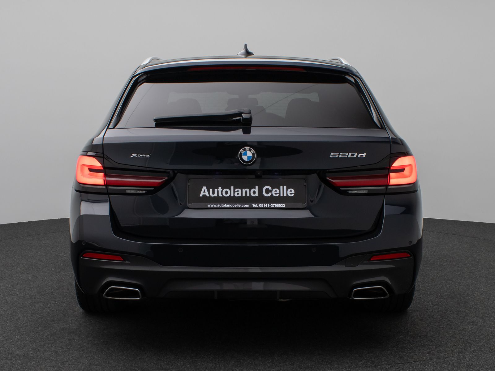 Fahrzeugabbildung BMW 520d xD M Sport Kamera HUD DAB 4xKlima Alarm AHK
