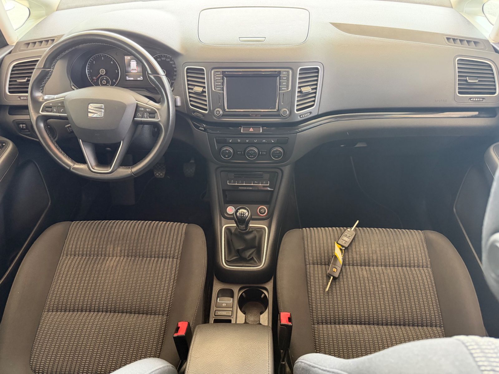 Fahrzeugabbildung SEAT Alhambra Style*7 Sitzer* 1.Hand