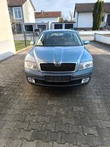 Skoda Octavia 1.6 Classic Combi Classic - Skoda Octavia: Classic