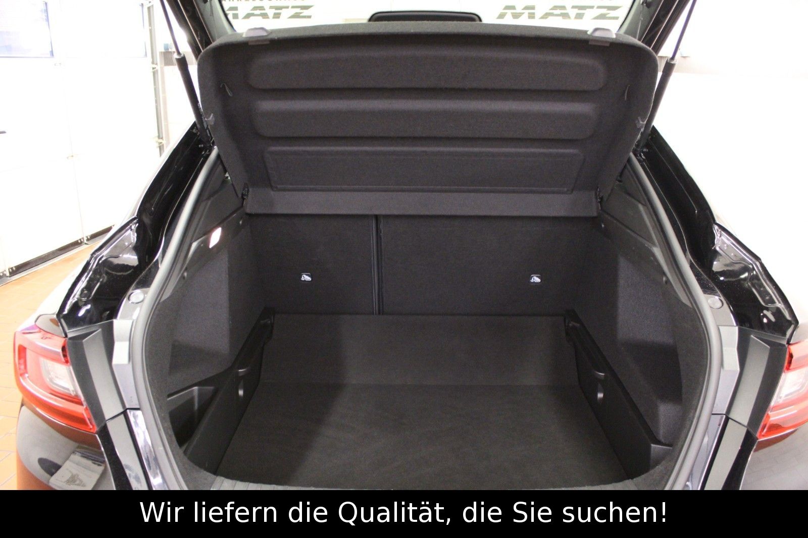 Fahrzeugabbildung Renault Arkana Mild Hybrid 160 EDC R.S. Line Fast Track