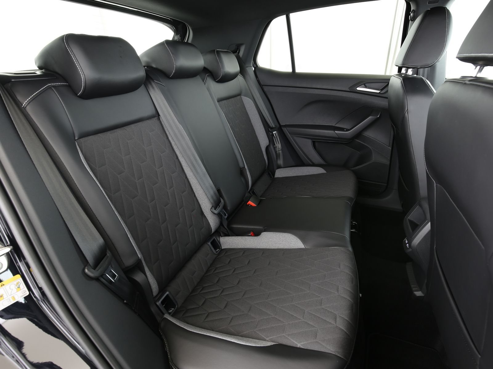 Volkswagen T-Cross - Bild 15