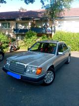 Mercedes-Benz Mercedes 230 E W124 - Mercedes-Benz 230 in Frankfurt (Main)