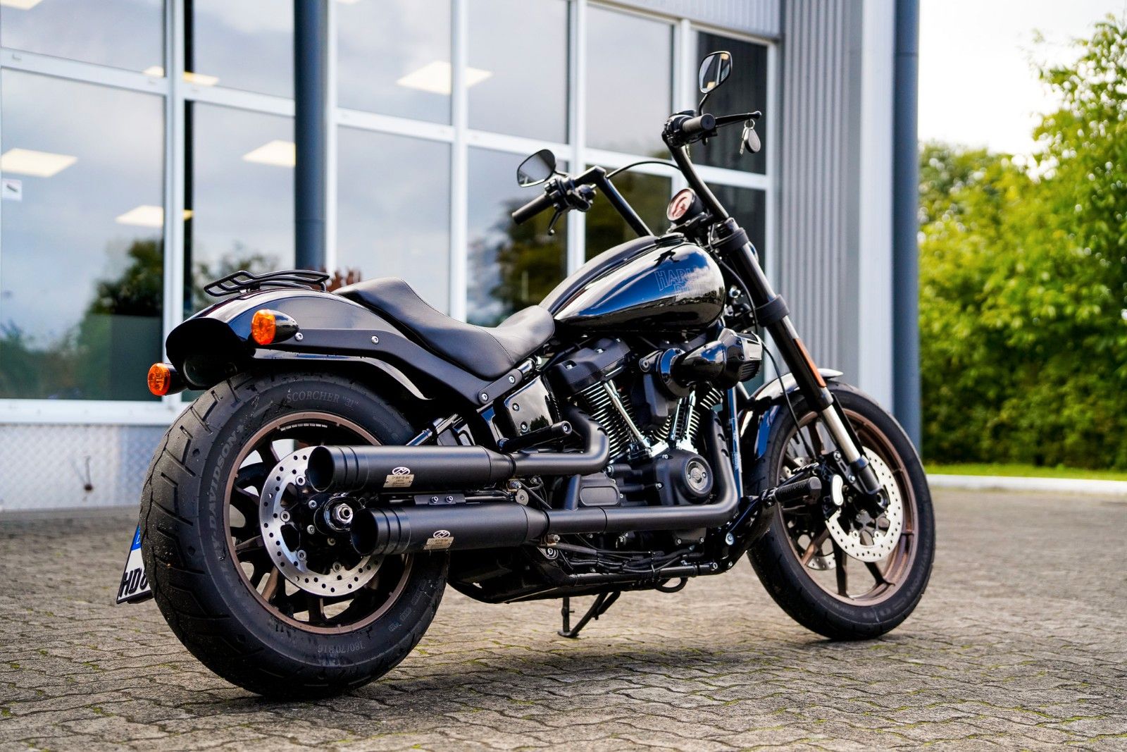 Fahrzeugabbildung Harley-Davidson FXLRS LOW RIDER S 117 CUI - JEKILL&HYDE -
