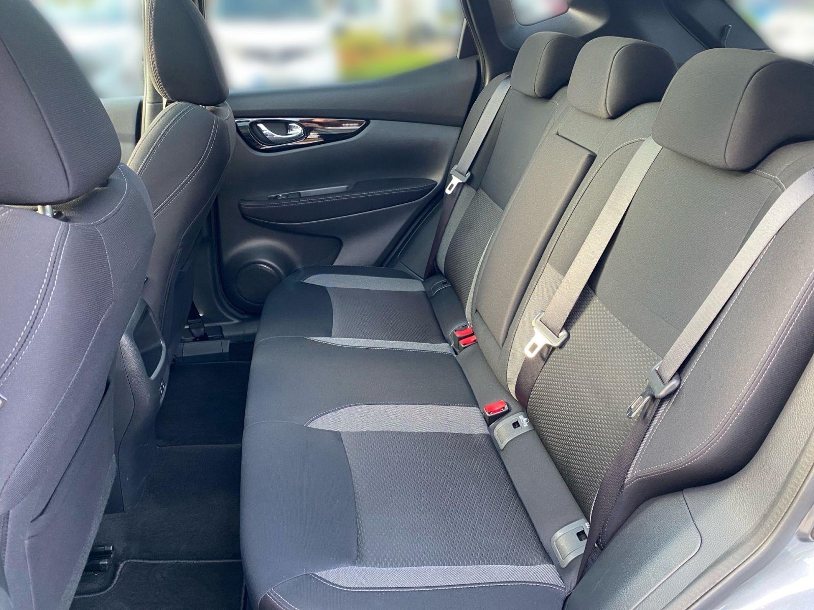 Nissan Qashqai | 1.3 DIG-T | 117 kW | N-Connecta | AHK