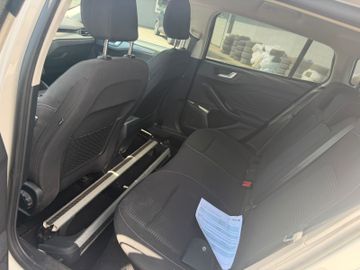 Ford Focus - 6