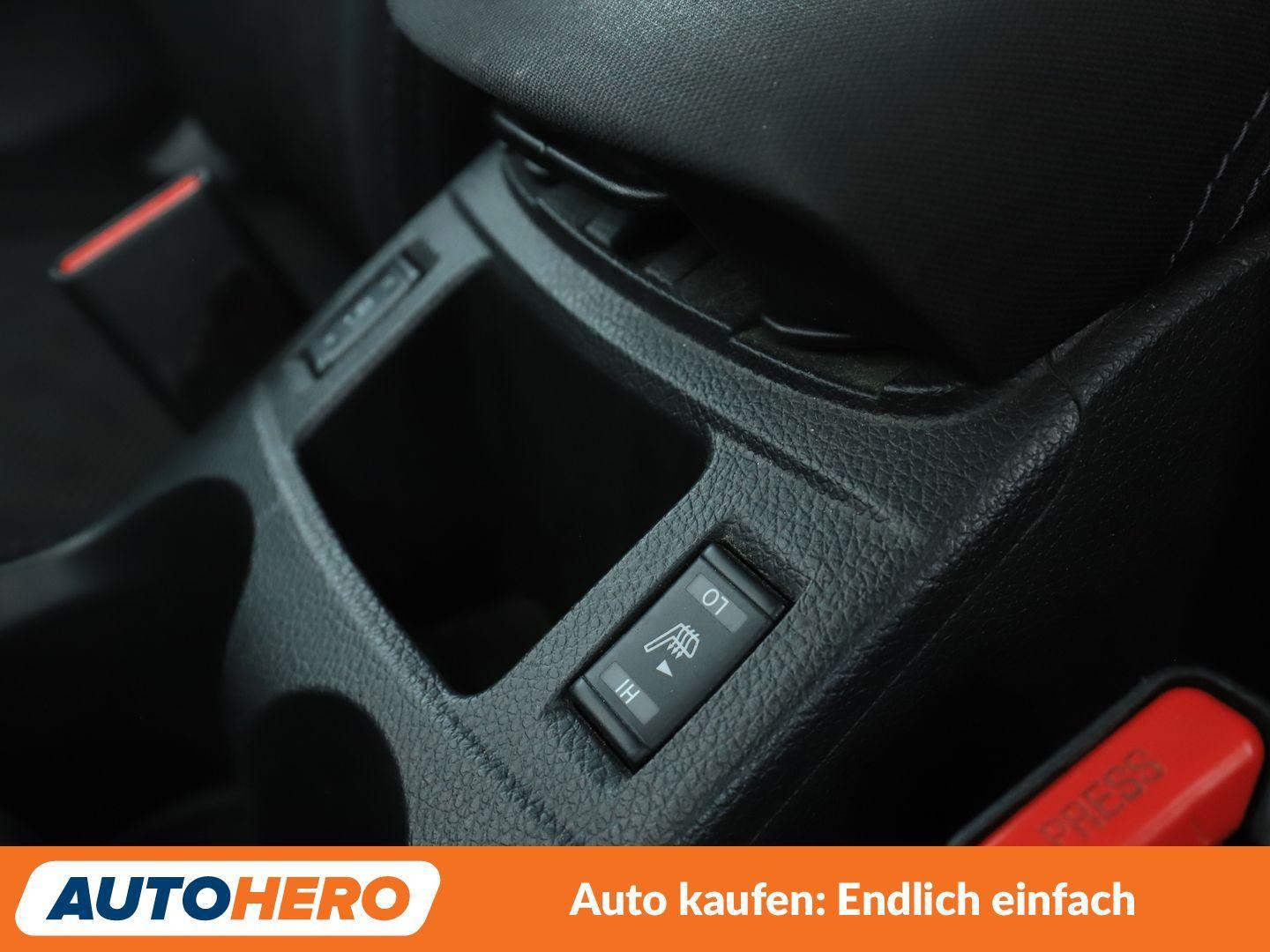 Nissan Qashqai 1.2 Acenta*NAVI*SPUR*PDC*SHZ*KLIMA*TEMPO
