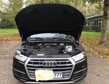 Audi Q5 45 TFSI S tronic quattro - - Audi Q5 mit Hybrid-Antrieb: Automatik