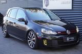 Volkswagen GOLF GTI DSG|ADIDAS-EDITION|SONDERLACKIERUNG|PDC - Volkswagen Golf: Adidas
