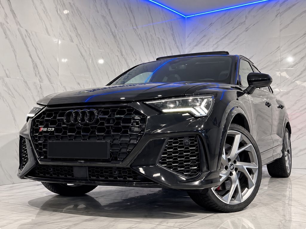 Image of Audi RSQ3