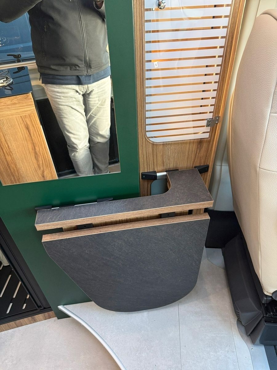 Fahrzeugabbildung Karmann Dexter DE 600 Concept Paket