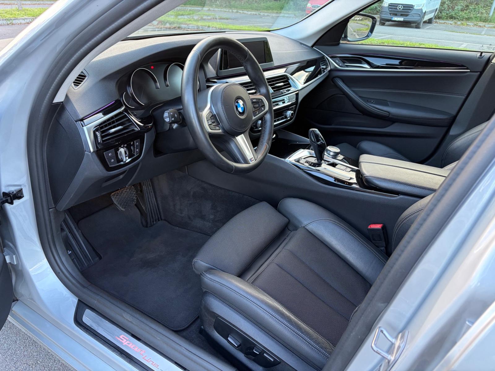 BMW 520 i M SPORT LINE LIMOSINE*NAVI*LED*20 ZOLL*