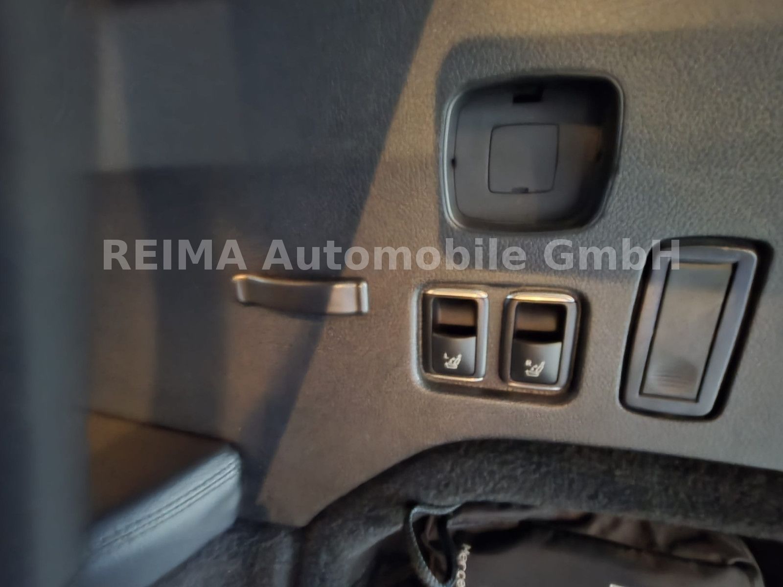 Fahrzeugabbildung Mercedes-Benz GLS 350 d 4Matic, 7 Sitzer, 360°, Pano