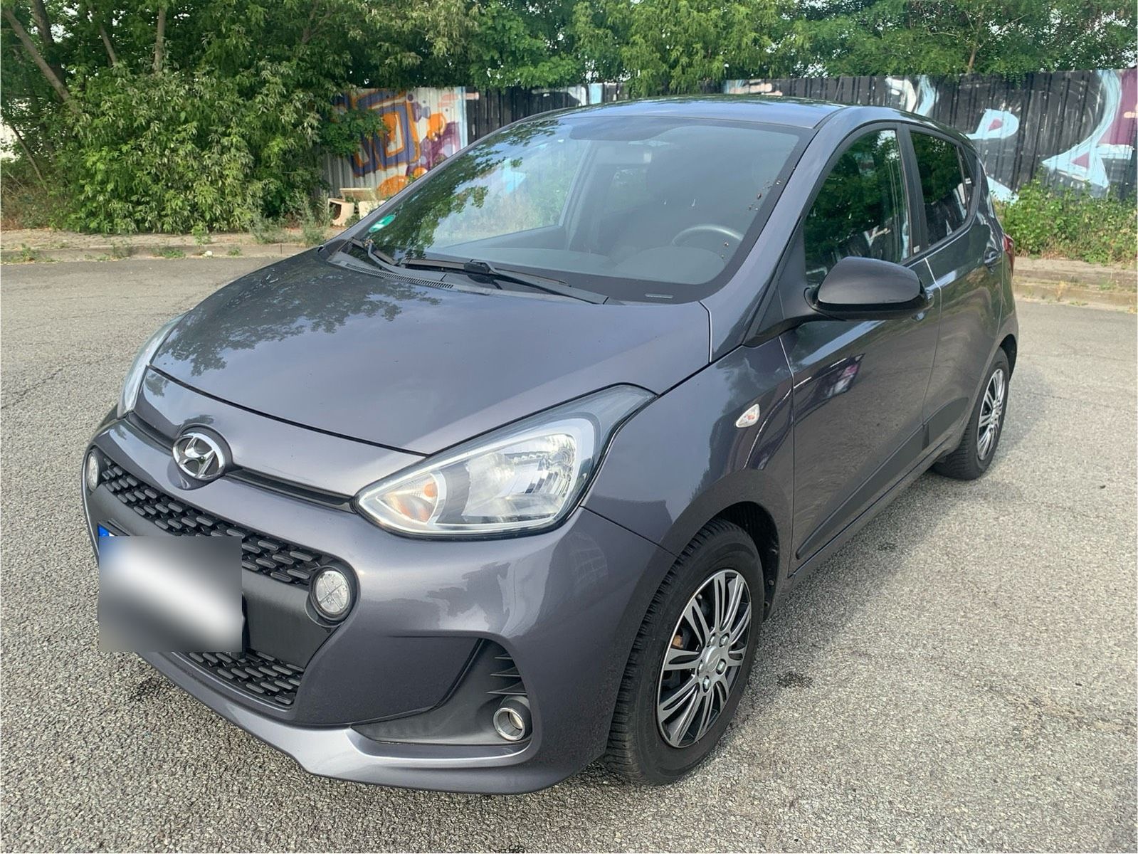 HYUNDAI i10