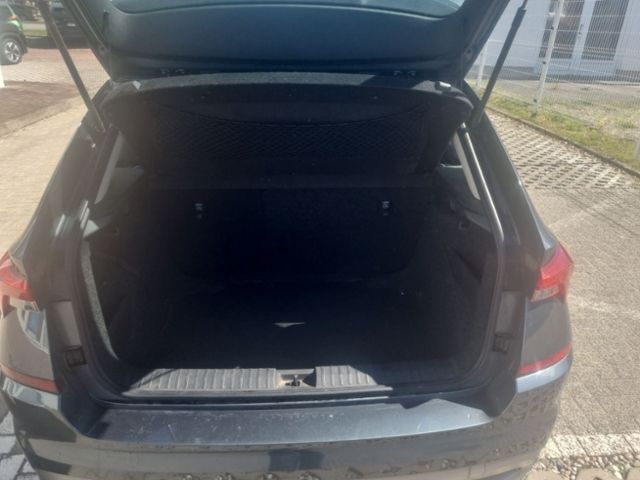 Fahrzeugabbildung SKODA Kamiq 1.0 TSI DSG Style LED KLIMA MFL SHZ TEMPOM