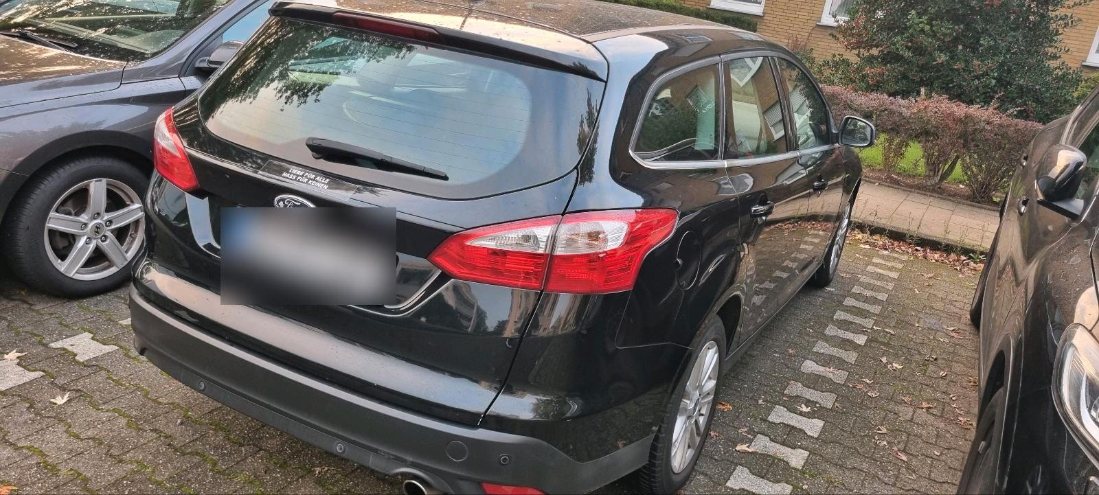 Ford Focus 2014 — photo 9