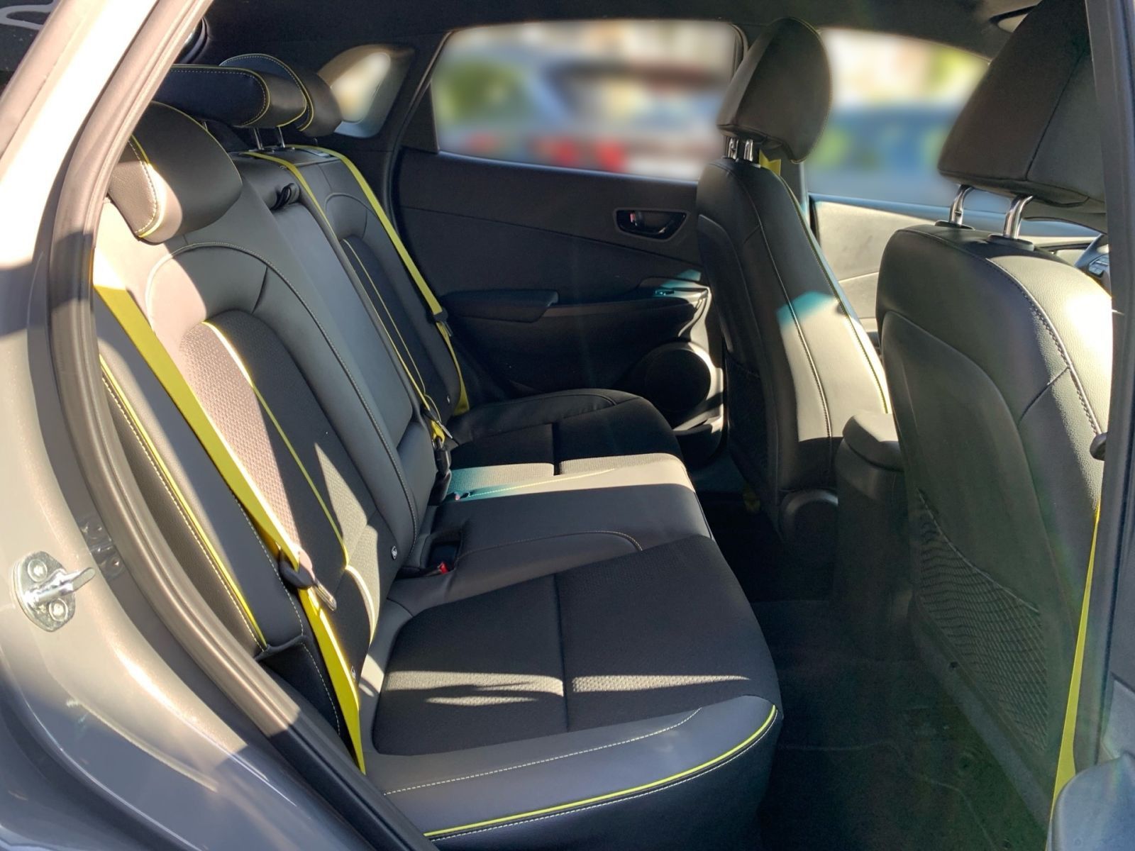 Fahrzeugabbildung Hyundai Kona 1.6 T-GDI Style 4WD Automatik Navi LED