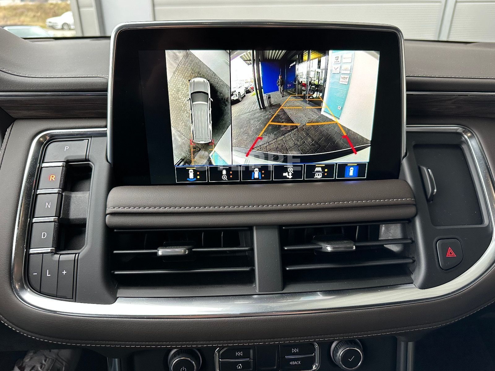 Chevrolet Tahoe 5,3 V8 AWD Z71 AHK  20Alu