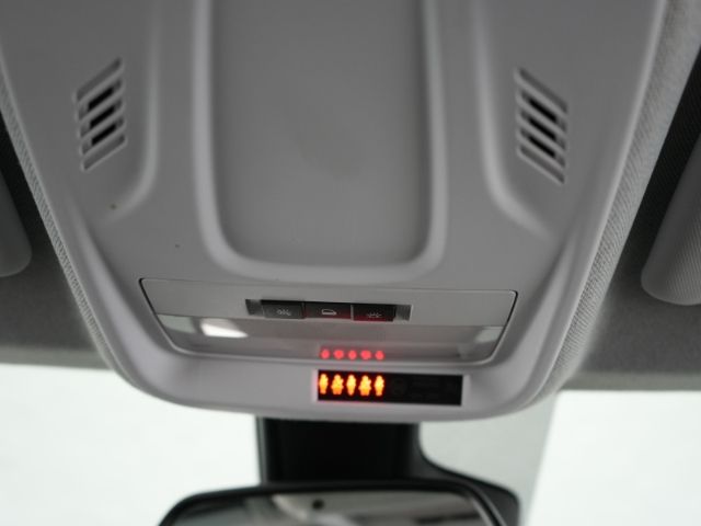 Crossland ELEGANCE AT+LED+NAVI+RÜCKFAHRKAMERA+SI