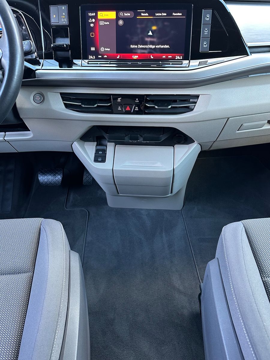 Fahrzeugabbildung Volkswagen T7 Multivan NAV+IQ-LIGHT+AHK+STHZG+ACC+HUD+KAM