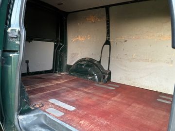 Volkswagen T6 Transporter - 11