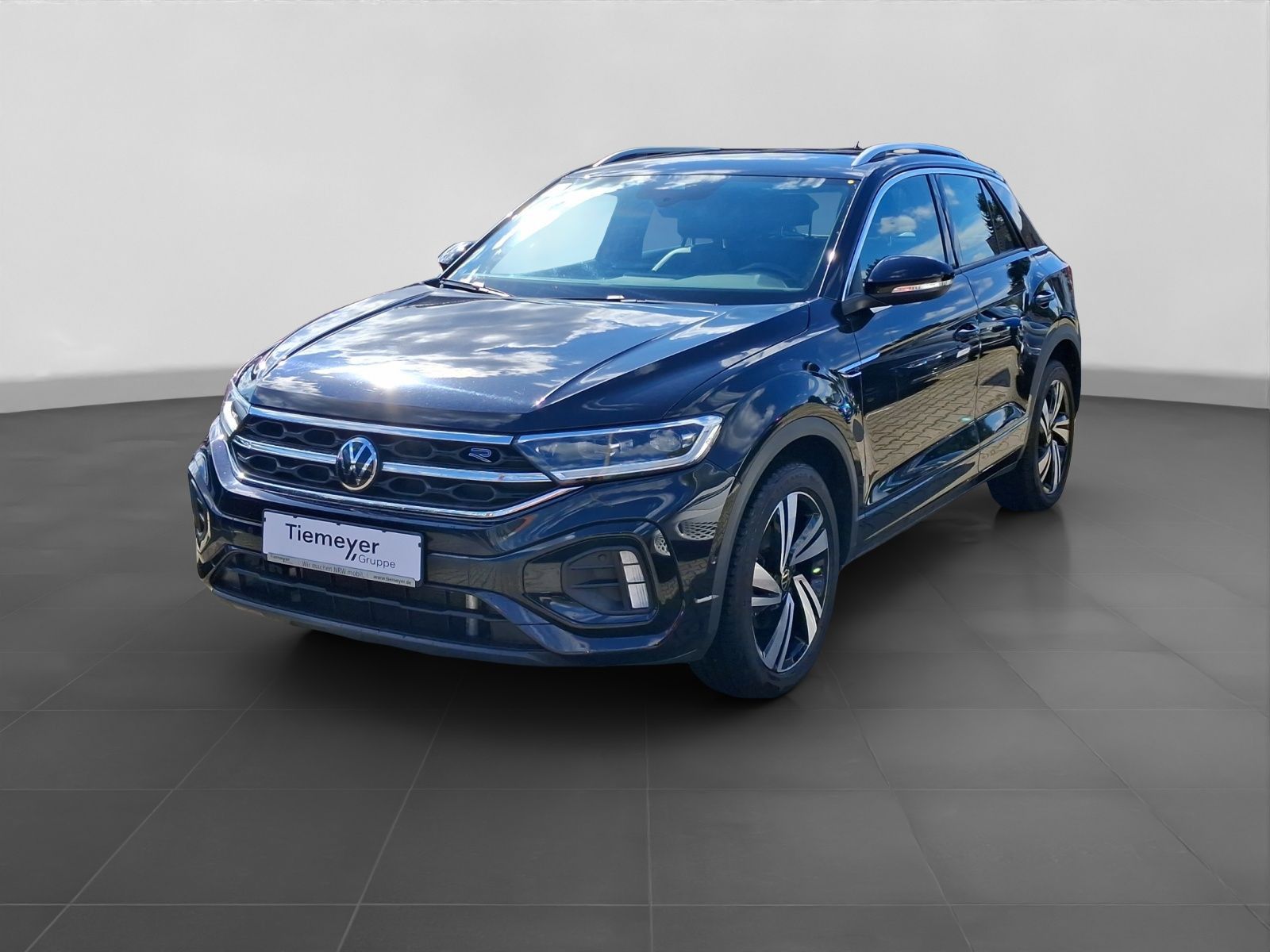 Volkswagen T-Roc 1.5 TSI DSG R-LINE LED KLIMA PDC foto 2