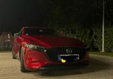 Mazda 3 in rot - Mazda: Mazda3 I