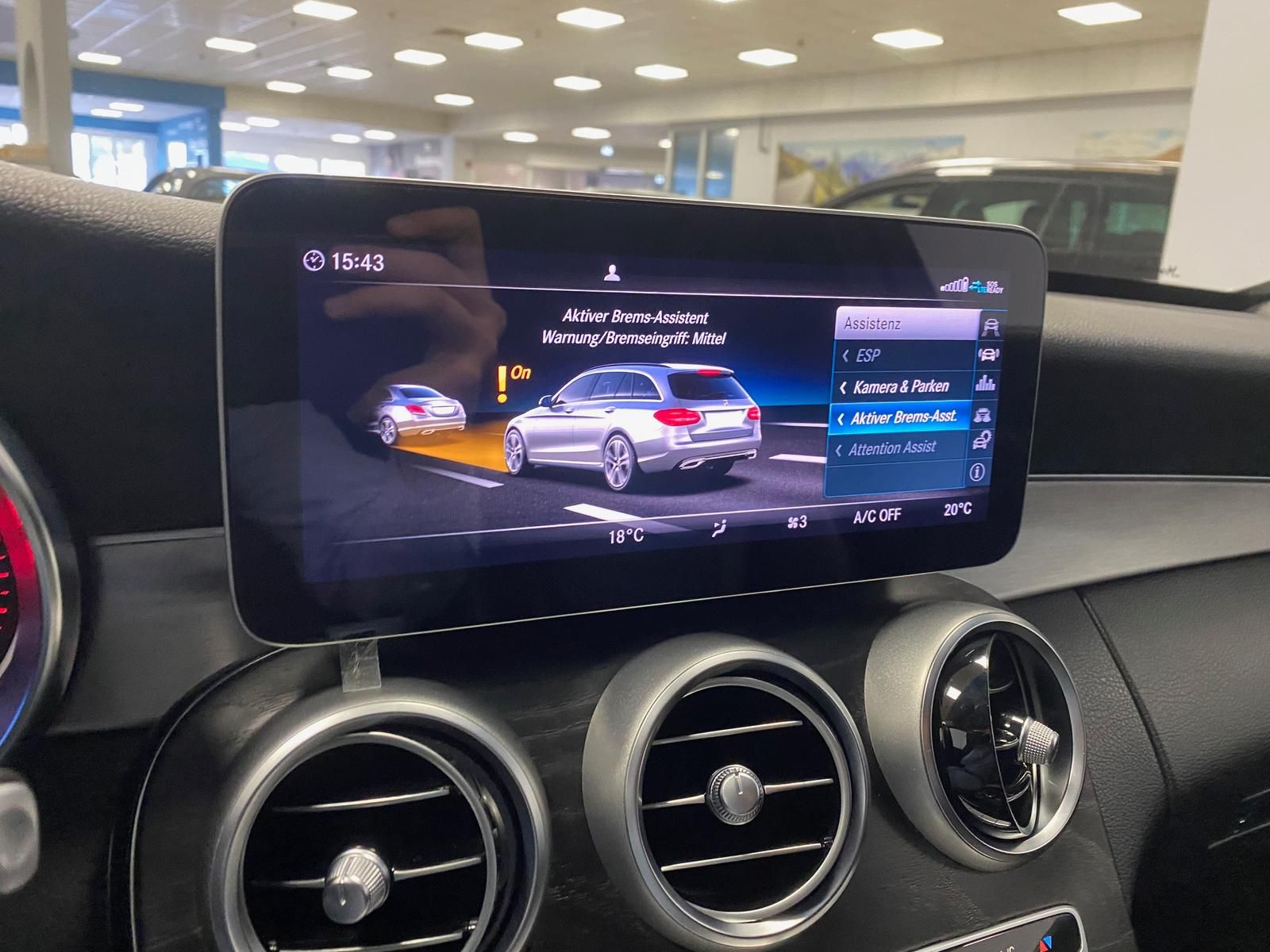 Fahrzeugabbildung Mercedes-Benz C 200 Mildhybrid+AVANTGARDE+Kamera+Navigation