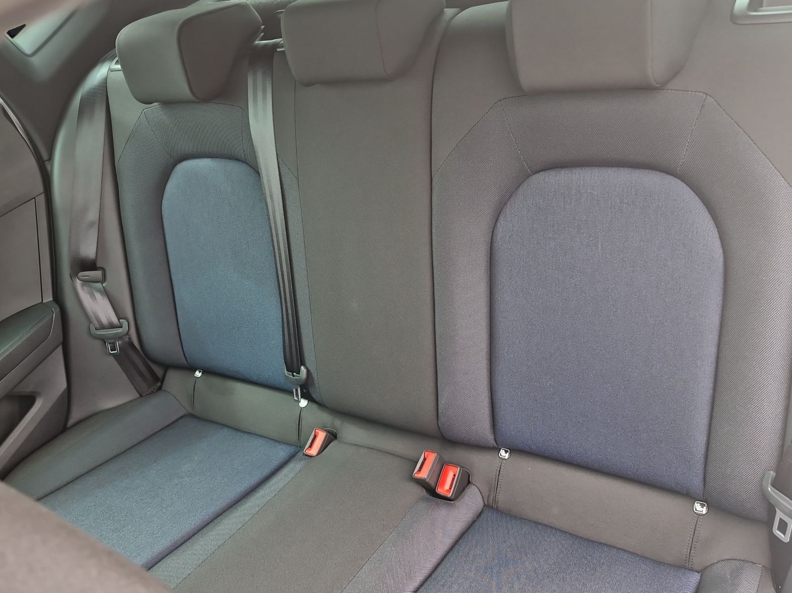Fahrzeugabbildung SEAT Arona FR 1.0 TSI LED RFK ACC SH