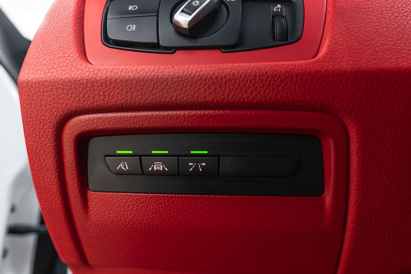 Fahrzeugabbildung BMW 430i M-PERFORMANCE HUD LED KAM NAV TOTW HIFI