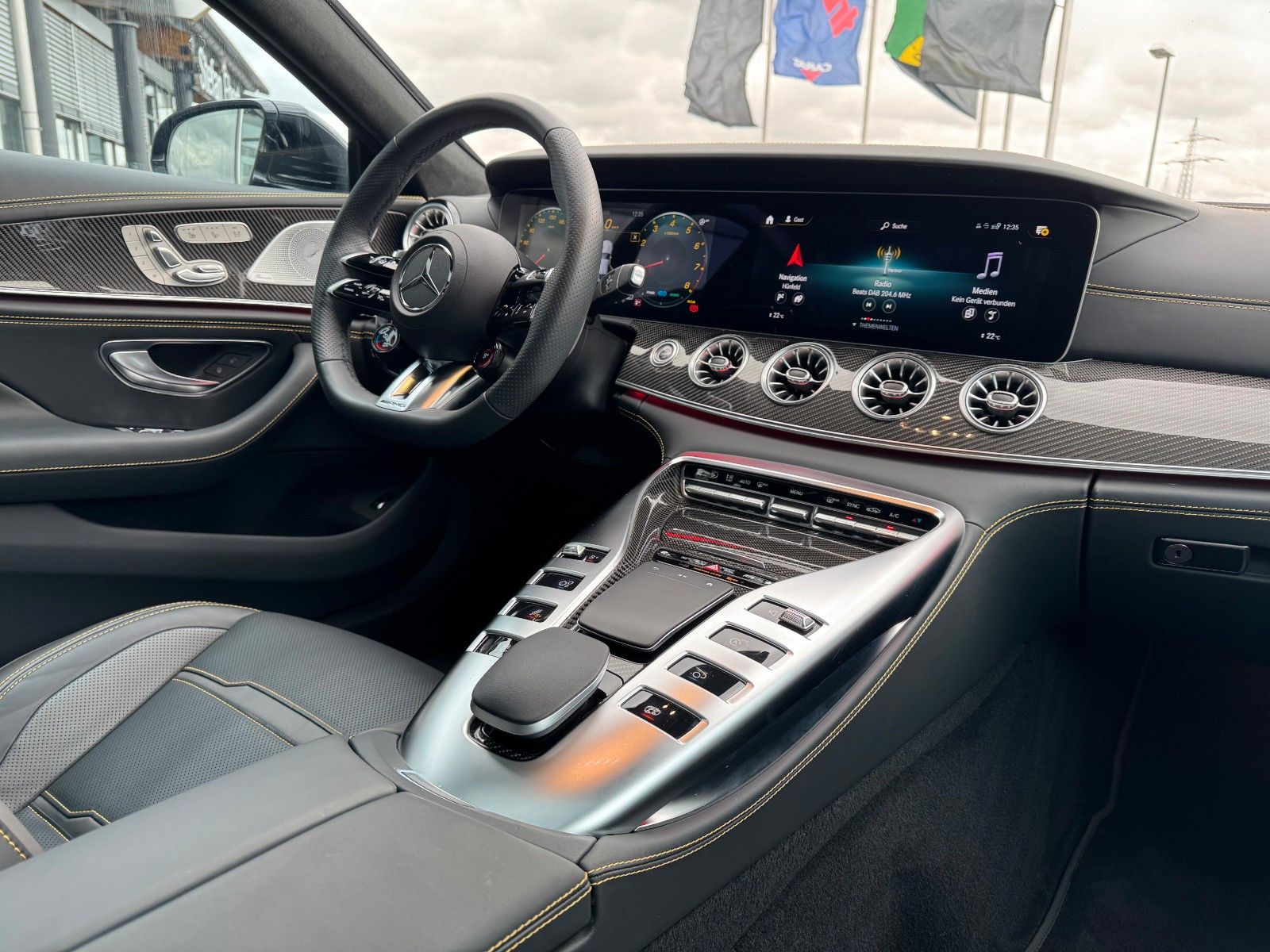 Fahrzeugabbildung Mercedes-Benz AMG GT 43 4M+AGA+Burm+Pano+HUD+360