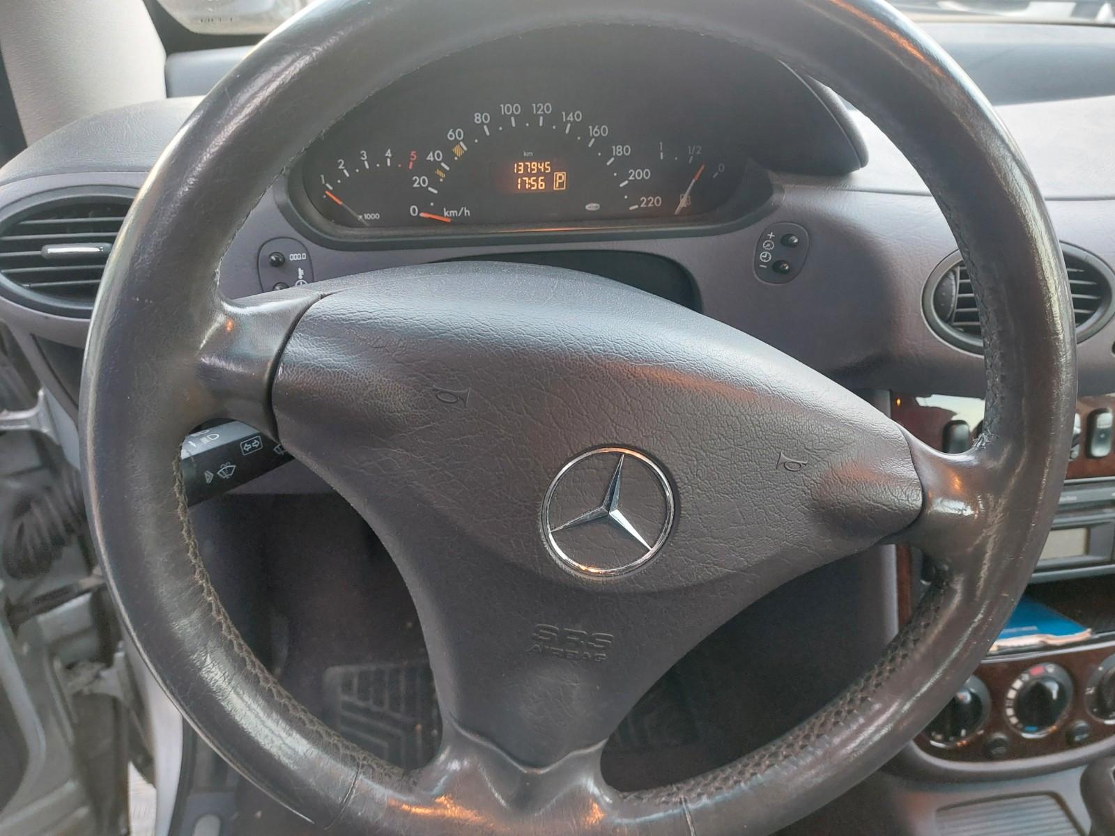 Mercedes-Benz A170 2004 — photo 30