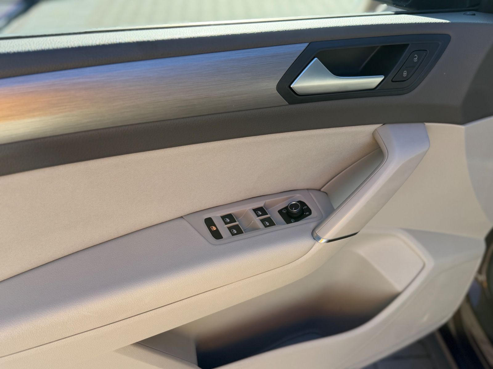 Touran 1.6 TDI DSG NAVI LED