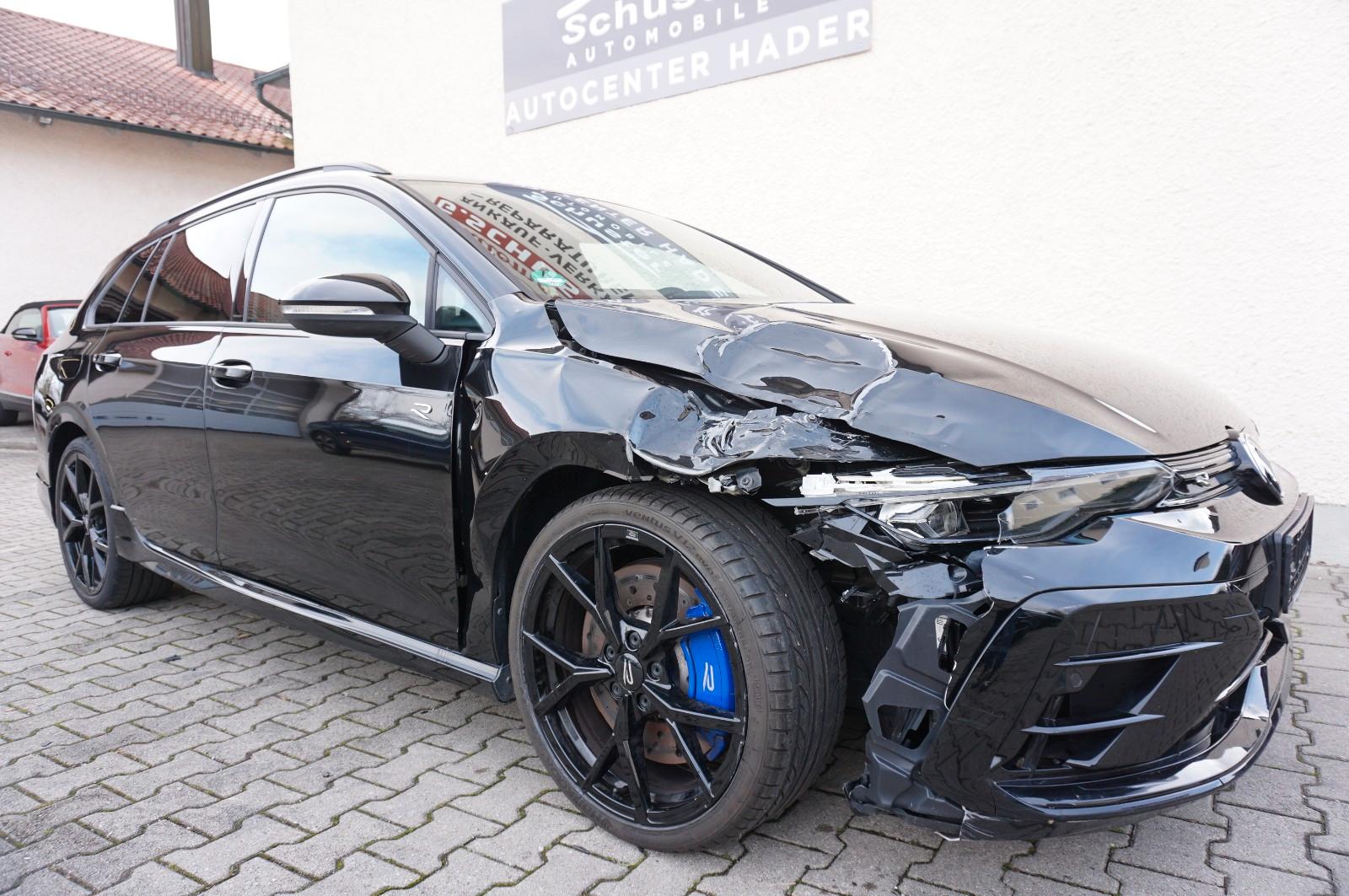 Volkswagen Golf 2.0 TSI OPF 4MOTION DSG R Variant IQ-Light