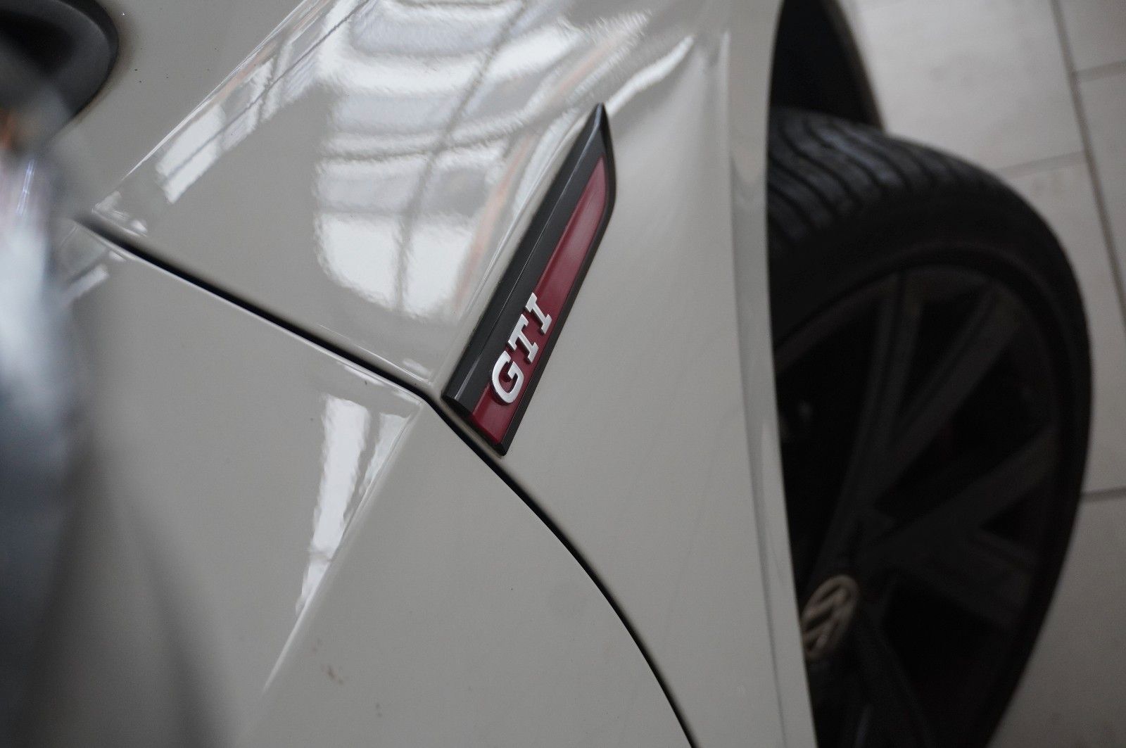 Fahrzeugabbildung Volkswagen Golf VIII Lim. 2.0 TSI GTI DSG NAVI/LED/KAMERA