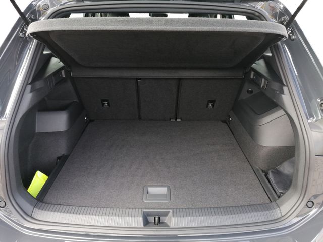 Tiguan 1.5 eTSI DSG R-Line KAMERA+LED+APP+