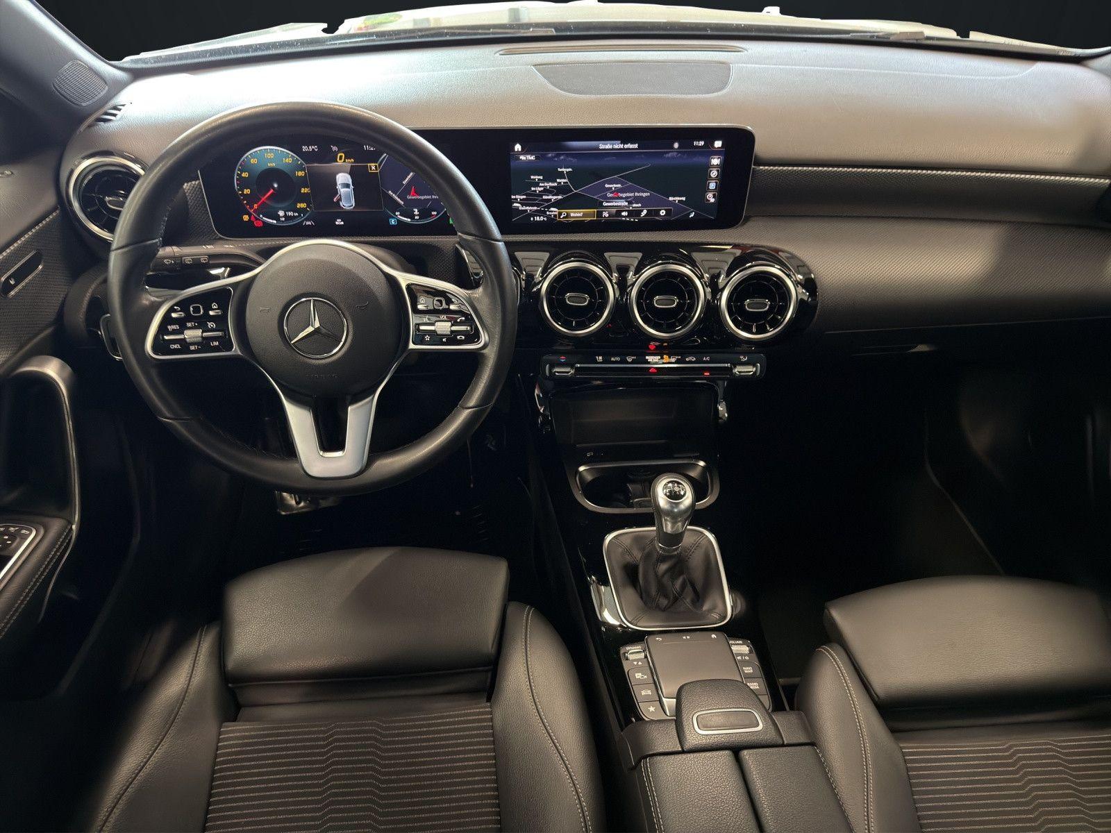 Mercedes-Benz A-Class Progressive MBUX LED, миниатюра 13