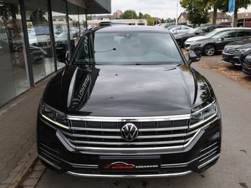 Volkswagen Touareg - 3