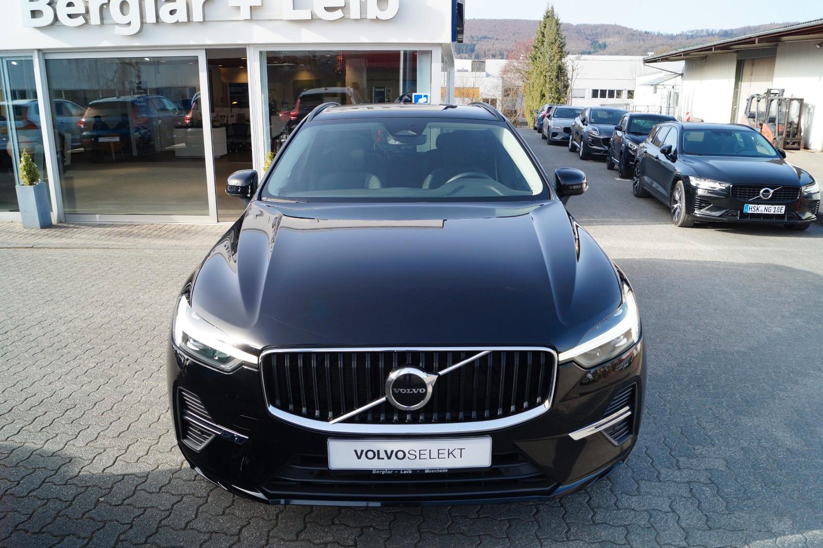 Volvo XC60 B4 Benzin 2WD Core Aut/AHK/BLIS/ACC/LED/19"