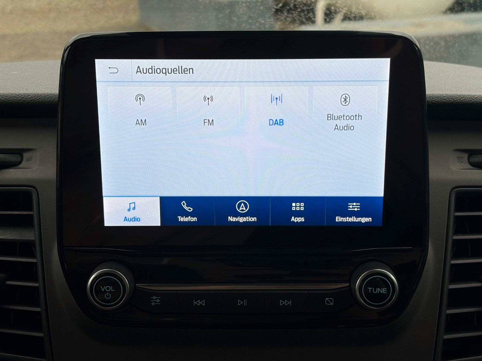 Fahrzeugabbildung Ford Transit Custom 300 L2 H1 Trend Navi Kamera Temp.