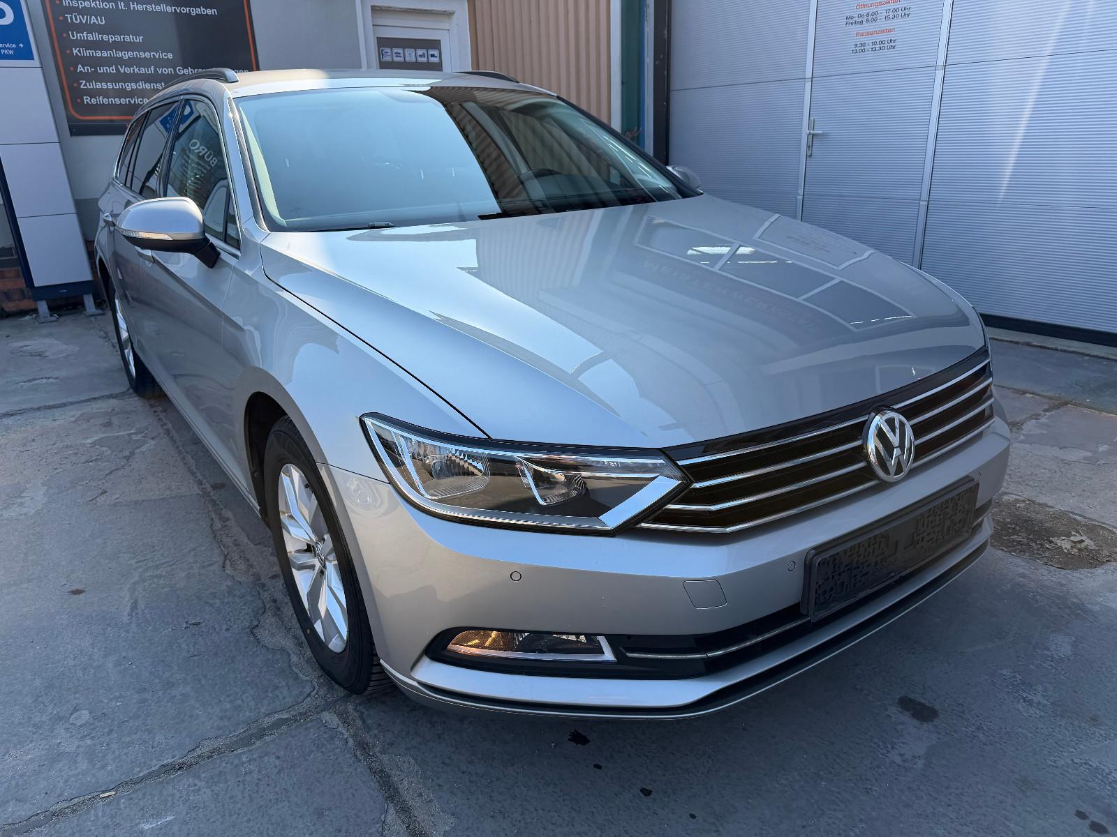 Volkswagen Variant Comfortline,AHK,Shz,Navi,PDC,Kamera