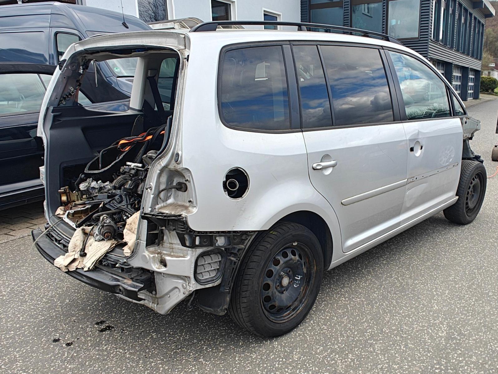 Volkswagen Touran 1.2 TSI MATCH