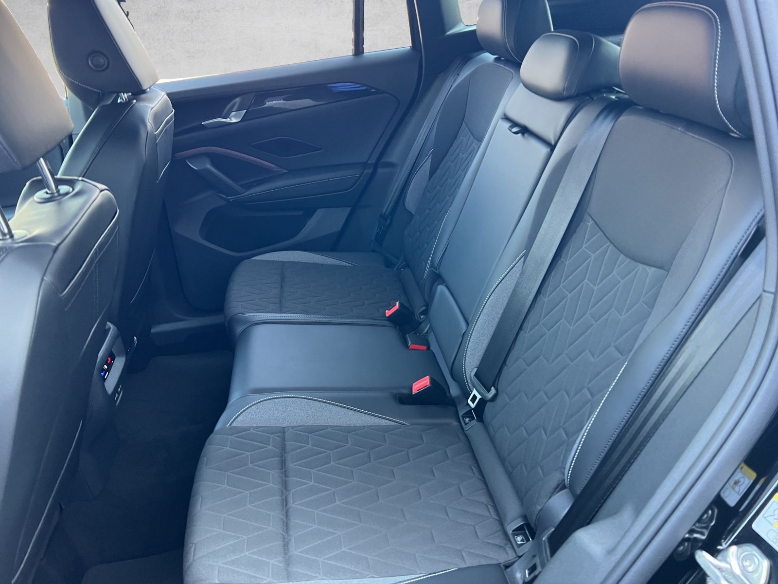 Tiguan Goal 2.0 TDI DSG AHK*ACC*LED*Navi*App Con