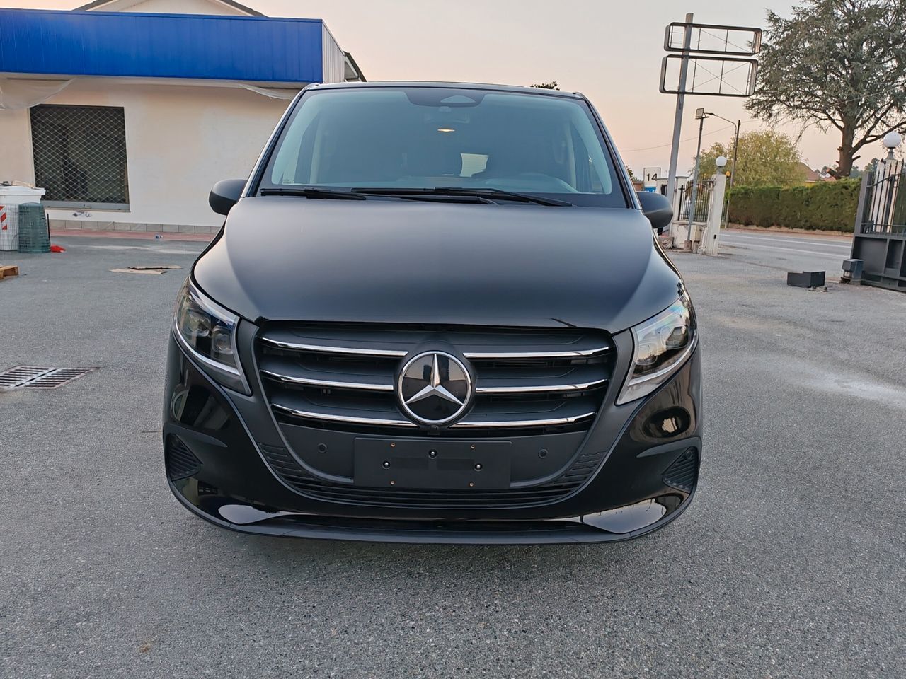 Mercedes-Benz Mercedes-benz Vito 2.0 116 CDI 9 posti Tourer Pr imagem 2